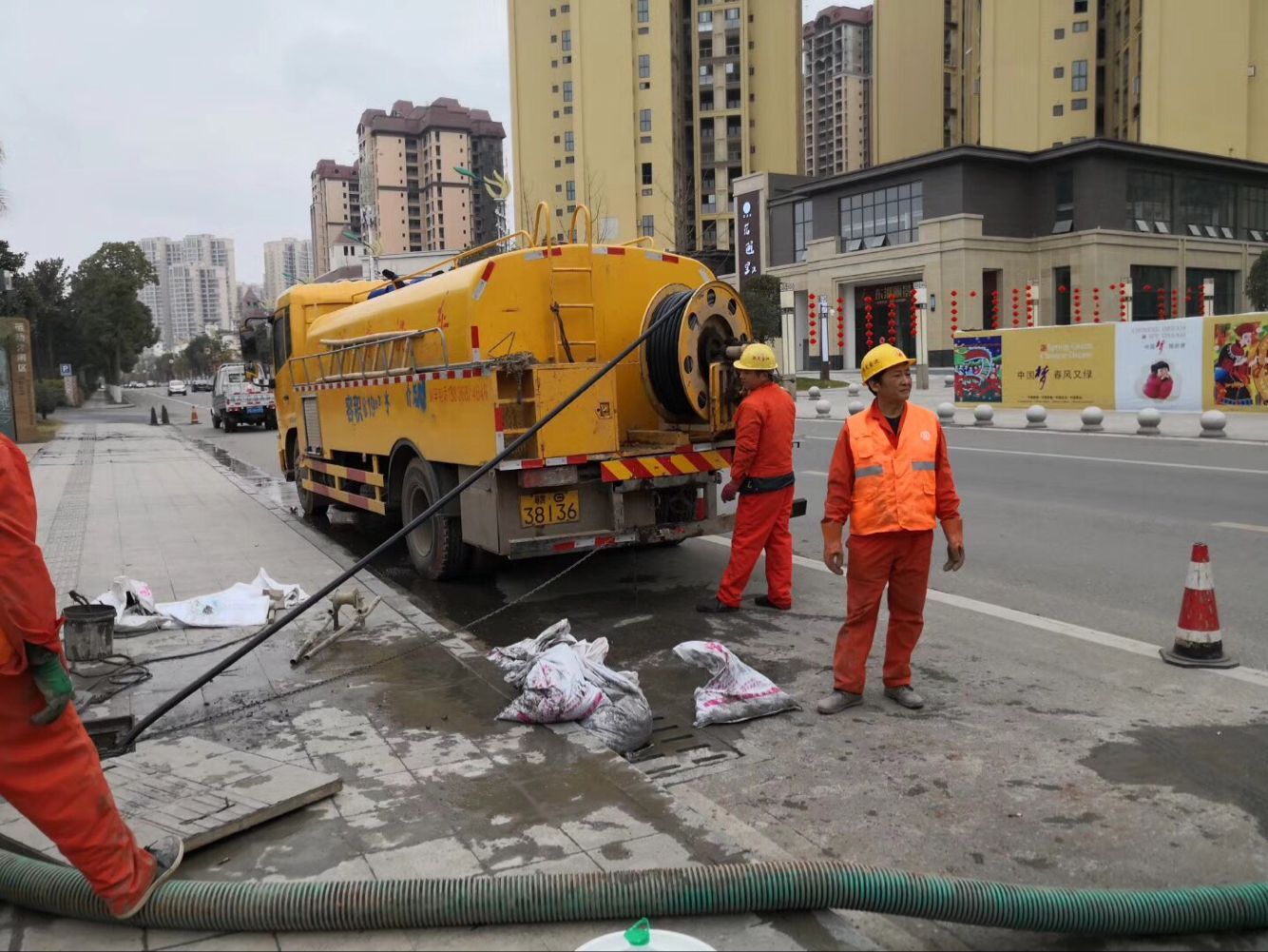 岳塘排污管道清淤-管道清洗